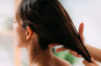 The Benefits of Oil Treatments for Nourishing Your Hair